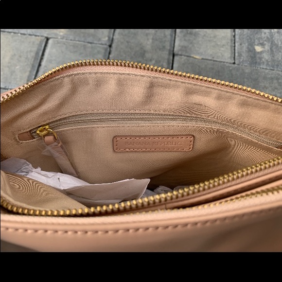 Banana Republic Leather Shoulder Bag in Neutral NWTs - Picture 6 of 12